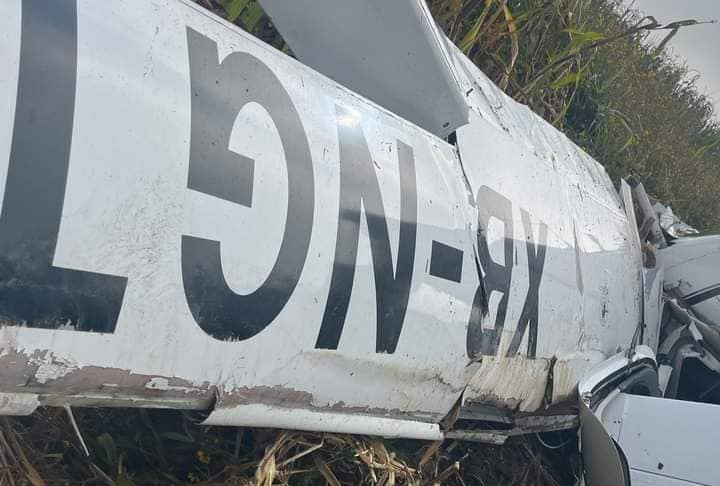 Se desploma avioneta que despegó de Aguascalientes; mueren tres personas