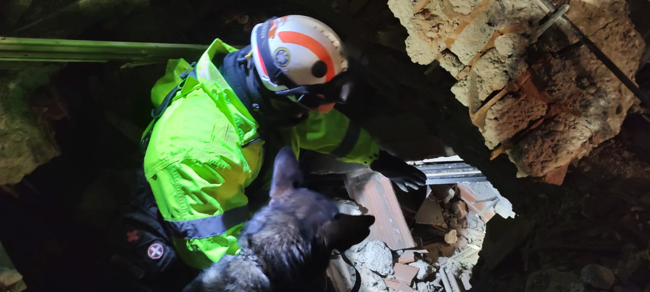 Ocho rescatistas de Aguascalientes y un binomio siguen ayudando en Turquía