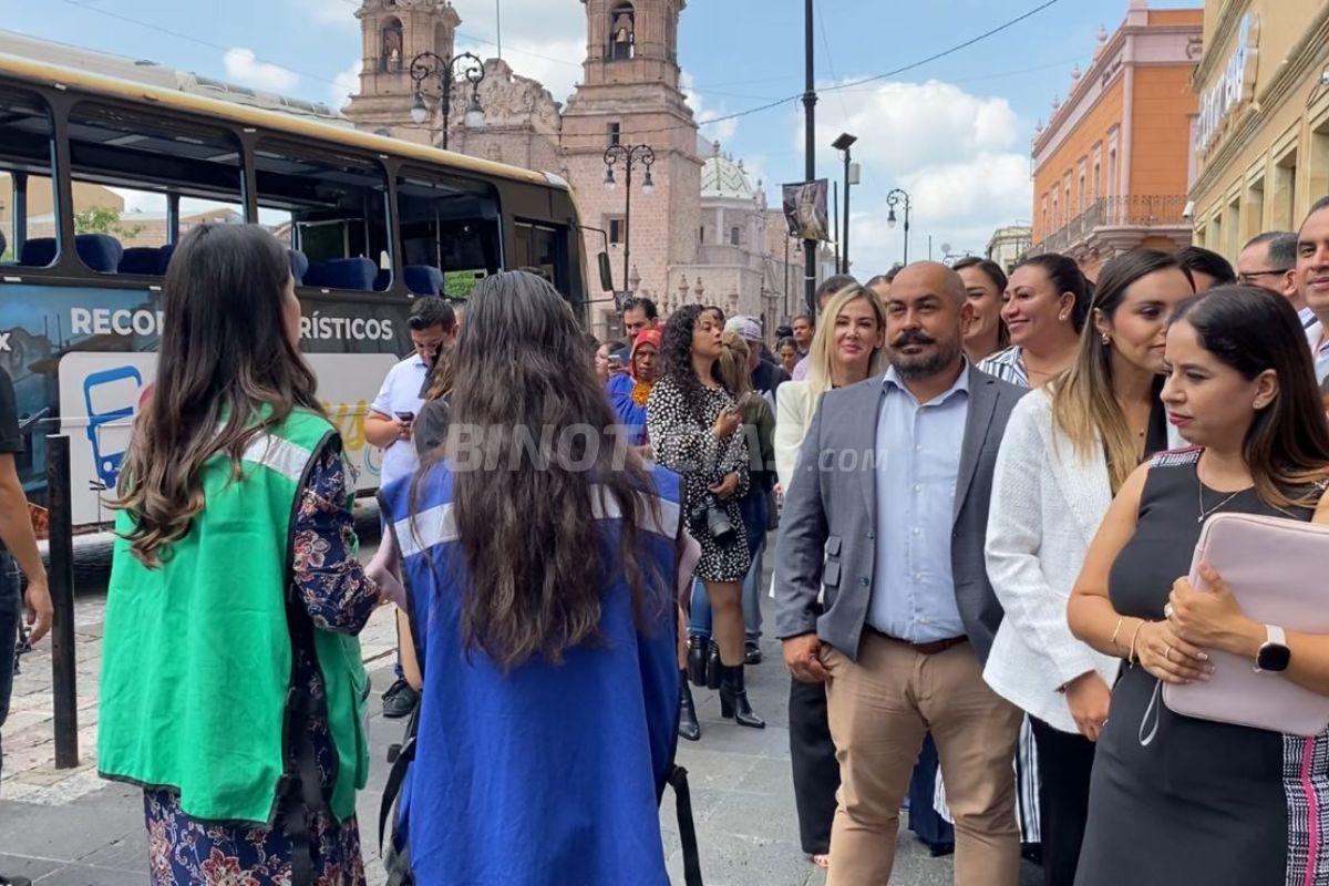 Como parte de simulacro, gobierno evacua personal en casi 4 minutos; el tiempo recomendado son 40 segundos menos