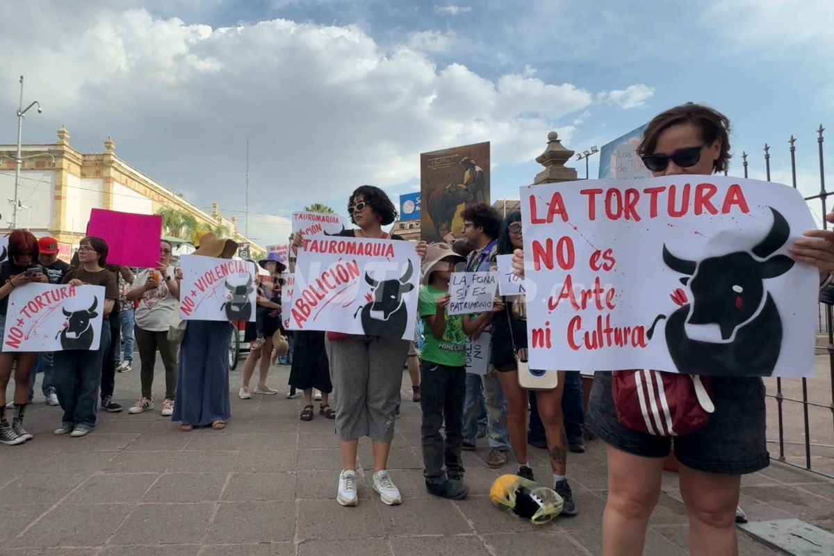 Simpatizantes de todas las edades acudieron.