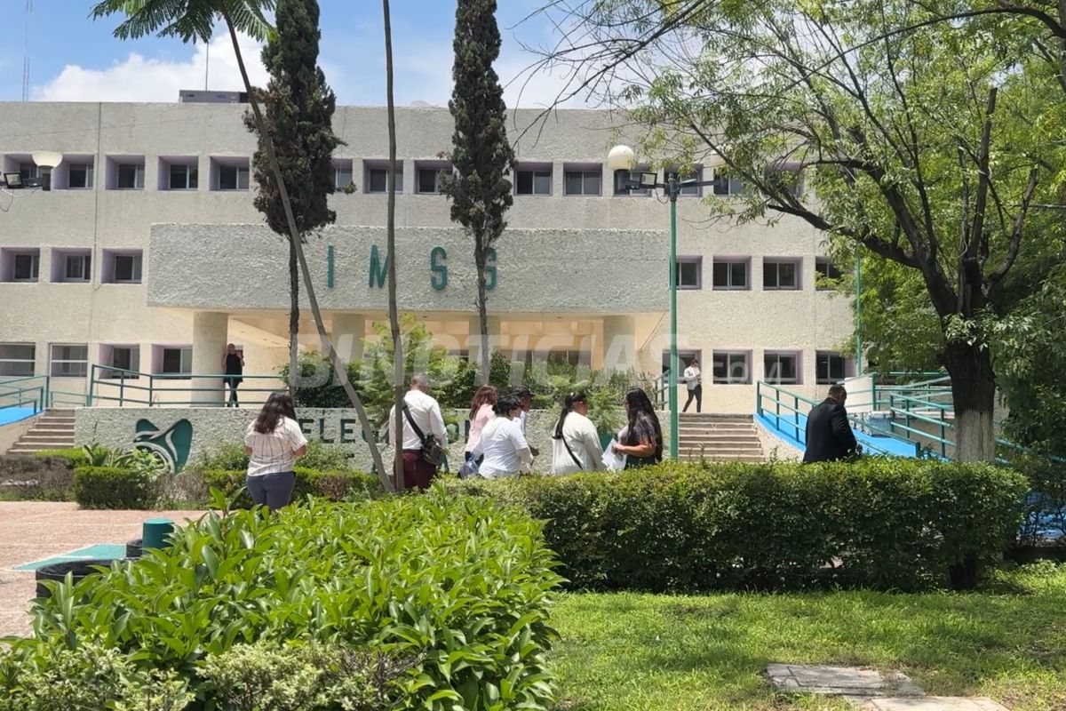Comité fue recibido por autoridades del IMSS; delegado no estuvo en el encuentro.