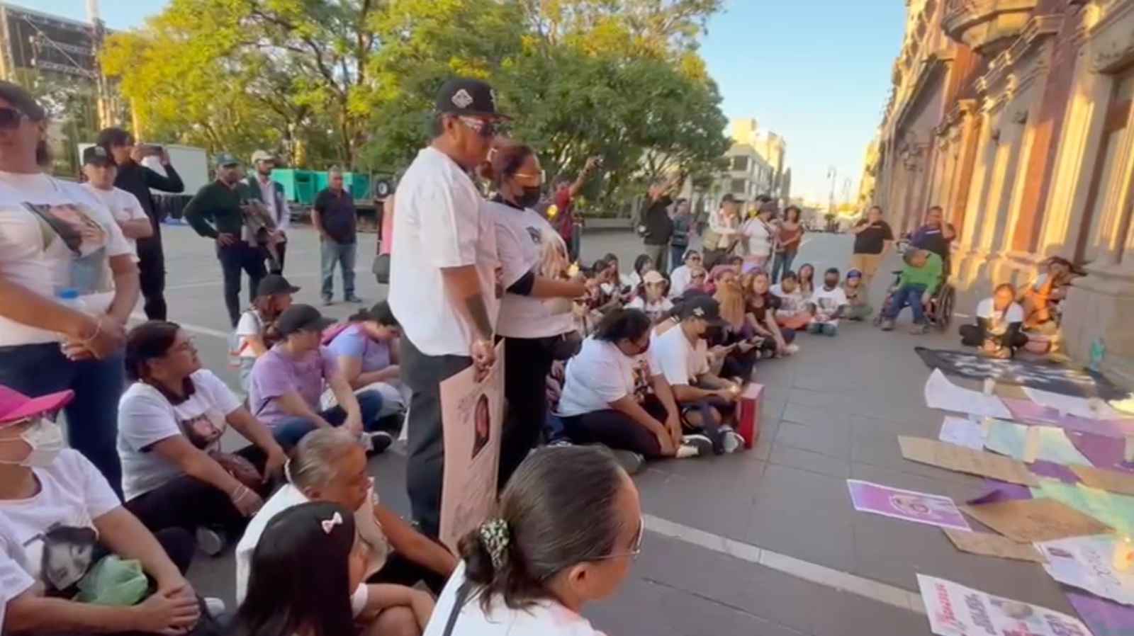 Decenas de personas marcharon exigiendo justicia por la joven.