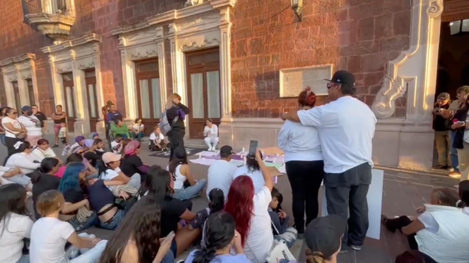 Ivonne, madre de la adolescente, dice confiar en las autoridades para juzgar a la detenida.