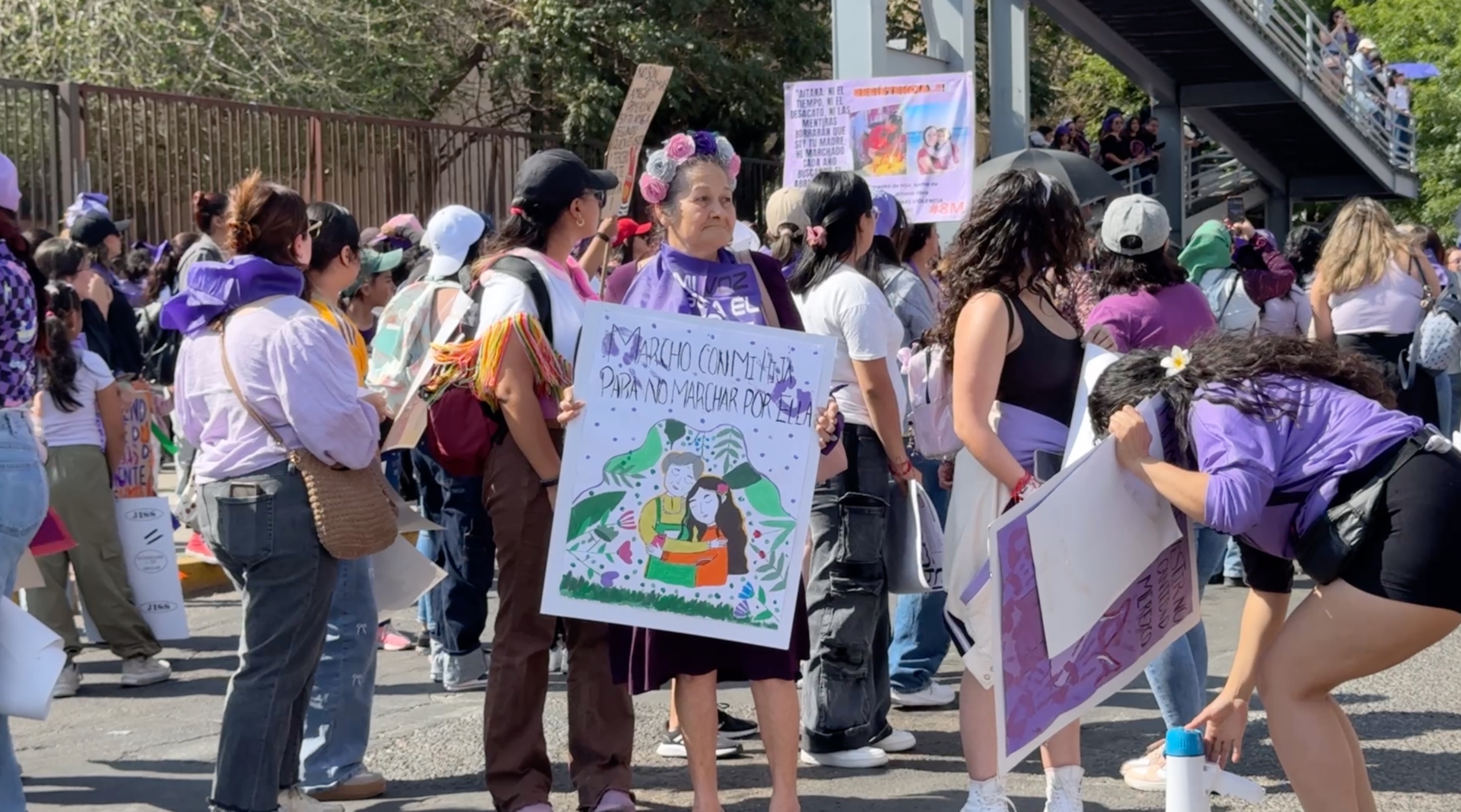 Mujeres de todas las edades acudieron este domingo.