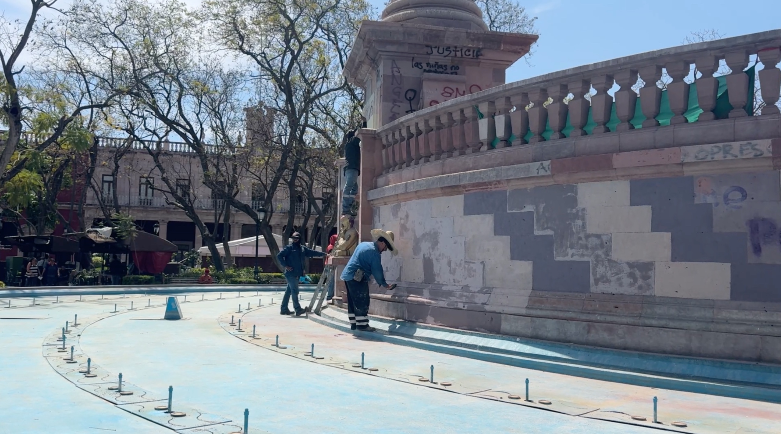 Personal de Servicios Públicos Municipales comenzaron restauración este lunes 9 de marzo.