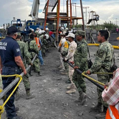 Trabajos en El Pinabete, mina de Coahuila