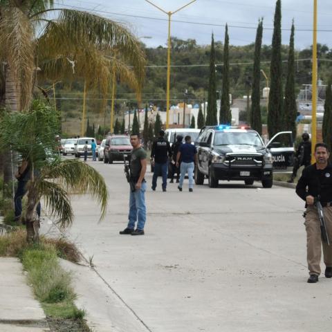 El operativo sucedió en Villas del Río y concluyó con 4 detenidos con armas