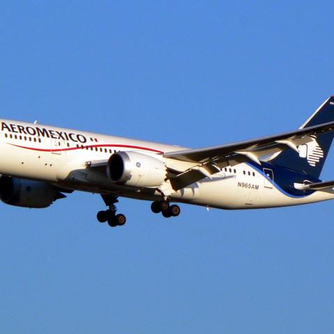 Aeroméxico 