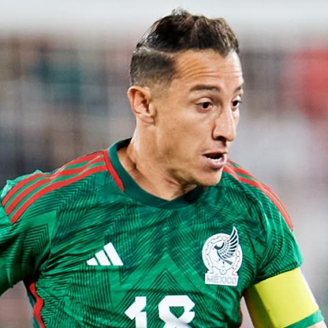 Guardado iguala récord histórico