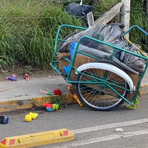 Triciclo del pepenador arrollado 