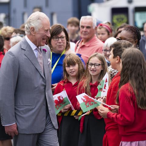 Proclaman a Carlos III rey de Reino Unido