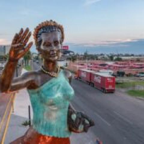 Estatua La grandeza de Aguascalientes