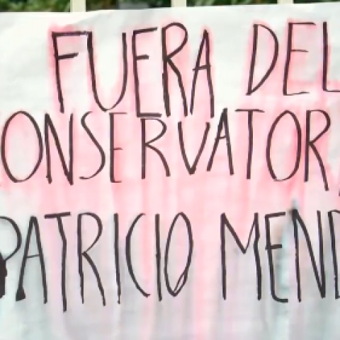 Protestan contra Patricio Méndez Garrido 