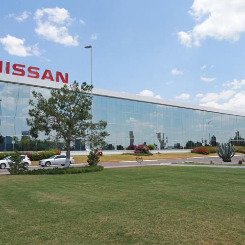 Nissan T1