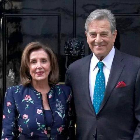 Atacan al esposo de Nancy Pelosi, presidenta de la Cámara de Representantes de EUA