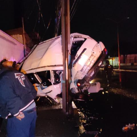 Se desplazaba a exceso de velocidad a pesar de la lluvia que había en la madrugada