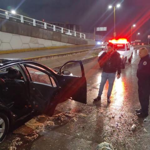 Hasta el Salón Locomotoras se inundó con la lluvia de anoche y esta madrugada