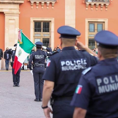 Siguen atacando a policías: mata a uno en León mientras realizaba ejercicio