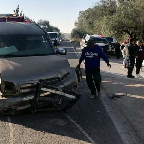 Previo a ese impacto, alcanzó a golpear una camioneta, pero no hubo personas lesionadas