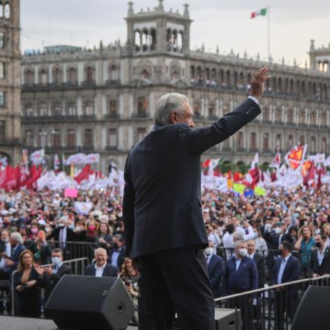 "Encabezaré una marcha para ver si vamos bien", anuncia AMLO