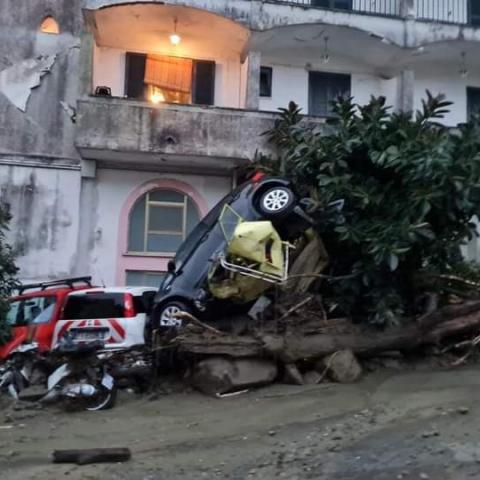 Avalancha en la isla italiana de Isquia provoca la muerte de al menos 8 personas