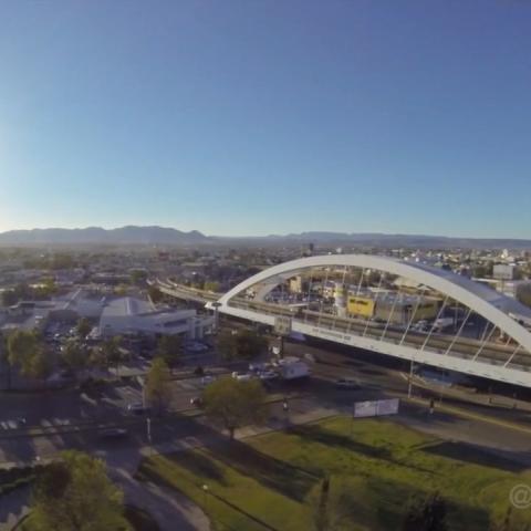 Puente Bicentenario requiere mantenimiento, señalan arquitectos