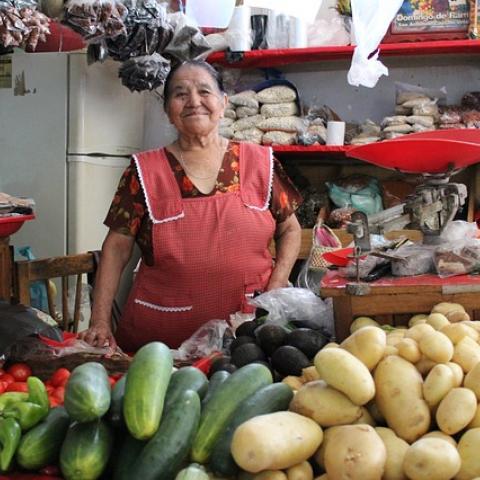 Baja la inflación, se ubica en 8.14%