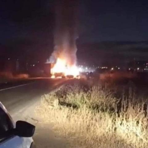 Bloquean carretera Zacatecas-Aguascalientes tras operativo en penal