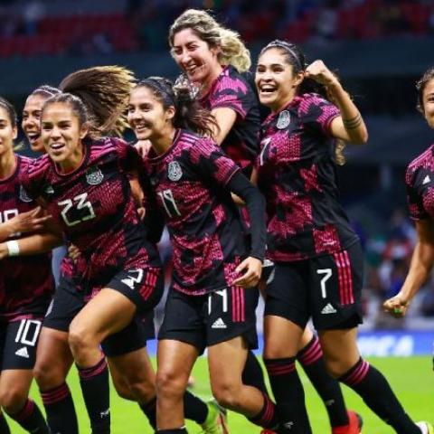 Tri Femenil peor lugar Ranking histórico