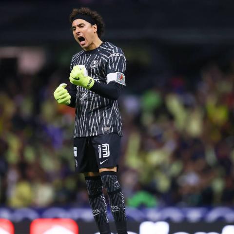 Memo Ochoa en mira del Salernitana de Italia