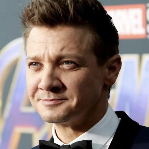 Jeremy Renner es reportado en estado crítico 