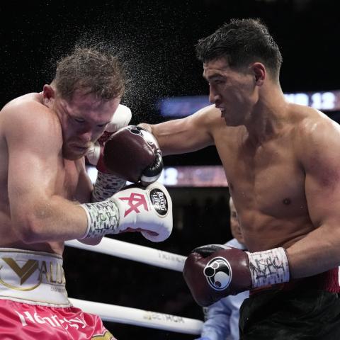 Bivol vs Canelo