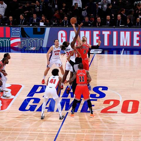 BULLS VS PISTONS PARÍS