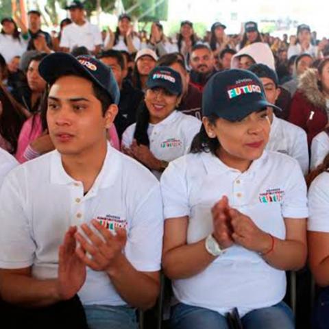 Por apoyos federales la gente ya no quiere trabajar, acusan empresarios