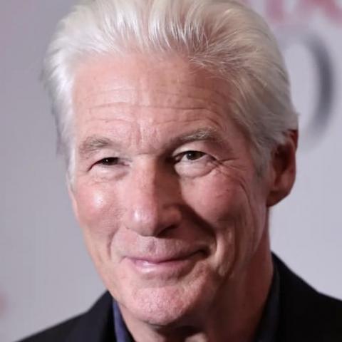 Richard Gere fue hospitalizado por neumonía 