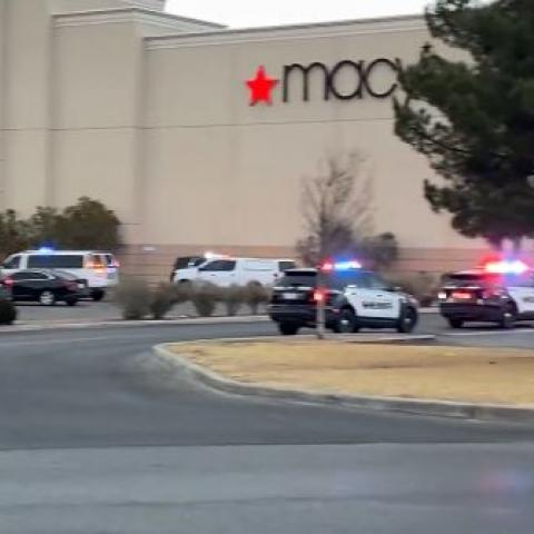 Tiroteo en centro comercial de Texas deja un muerto y tres heridos