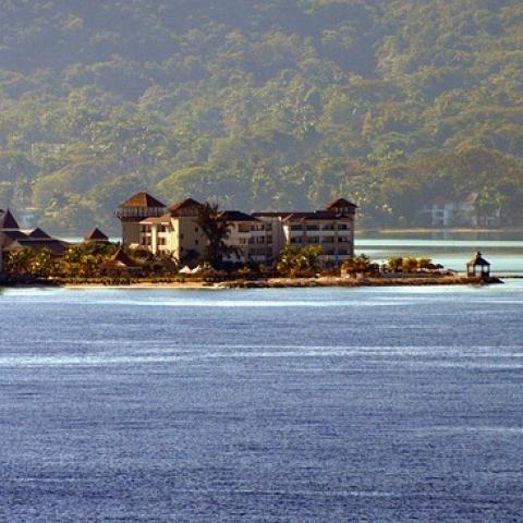 Comunidad internacional en alerta ante subida de nivel del mar: ONU