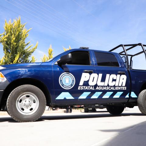 Policías