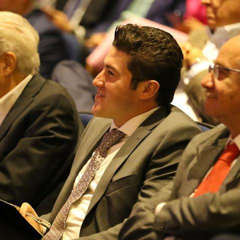 35 mil empleos por planta Tesla, estima Samuel García