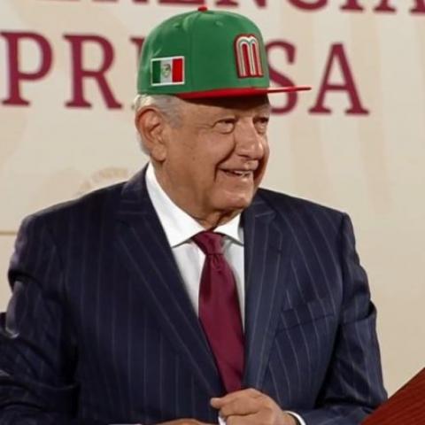 AMLO MÉXICO BÉISBOL