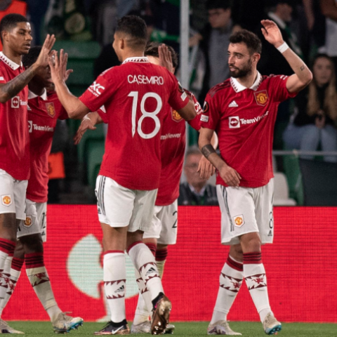 Betis 0-1 Manchester United (global 1-5)