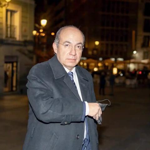 Captan a expresidente mexicano Felipe Calderón en España
