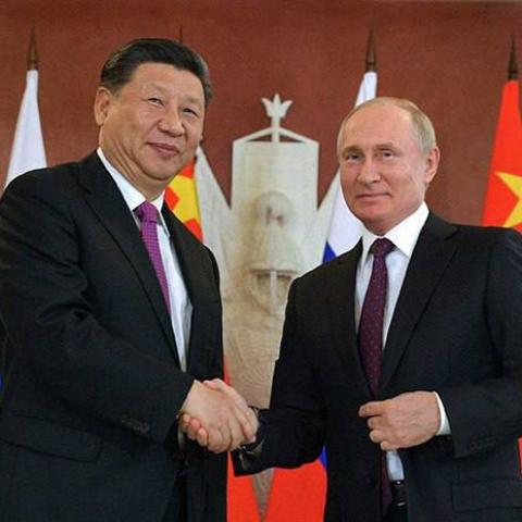 Xi Jinping realizará “viaje de amistad” hacia Rusia