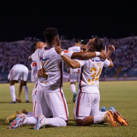 Olimpia vs Atlas