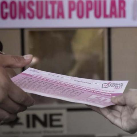 INE emitirá multa contra organización ‘Que siga la democracia’ tras falsificación de firmas en consulta de revocación de mandato