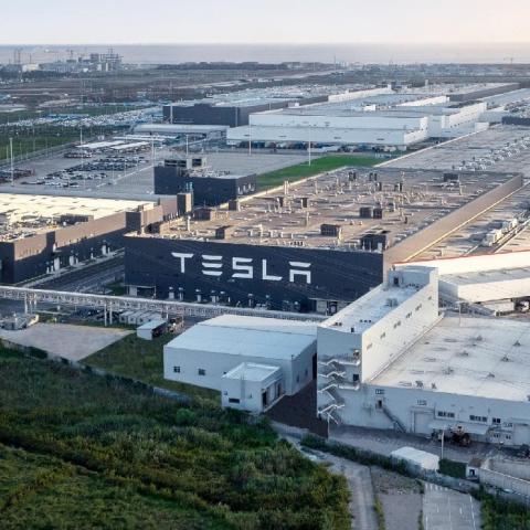 Autoridades aseguran que Aguascalientes puede recibir una planta como Tesla