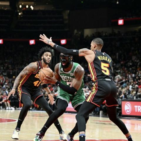 Hawks 120-128 Celtics