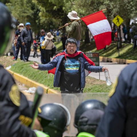 Crea Perú un equipo de fiscales que investigarán las muertes en protestas