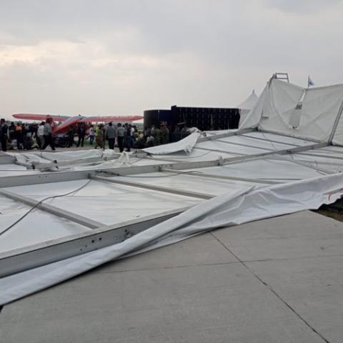 Al menos 13 lesionados tras la caída de estructura en Feria Aeroespacial 2023 en Santa Lucía