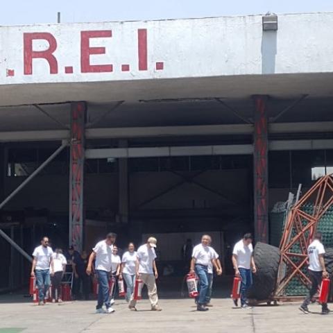 Personal del INM participa en taller de combate a incendios tras tragedia en centro de Ciudad Juárez